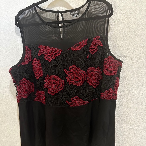 Black and red elegant top - Picture 1 of 5